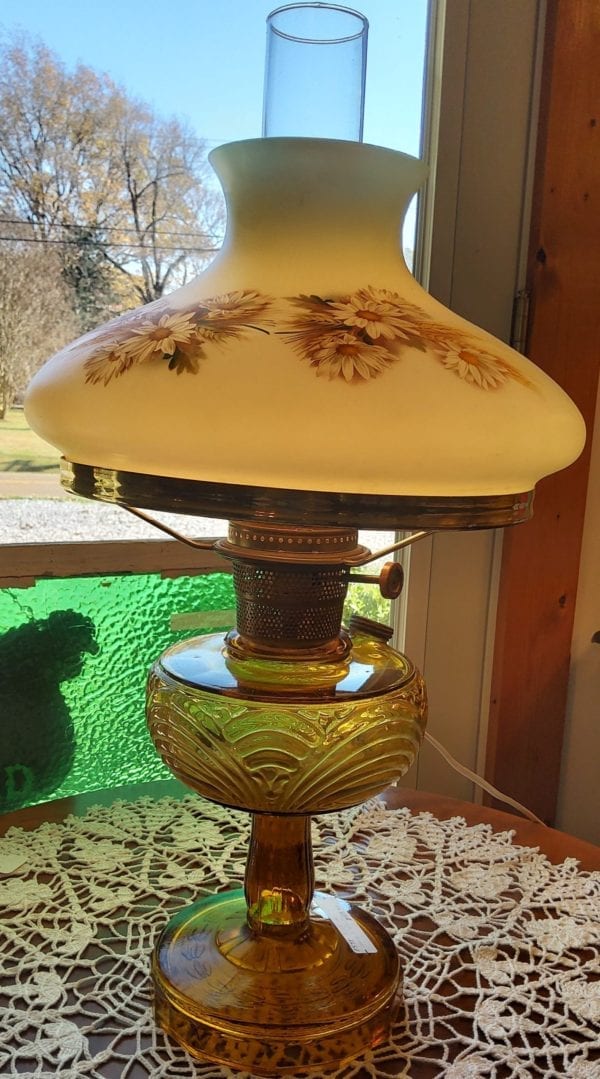 Aladdin Lamp w/globe - Image 2