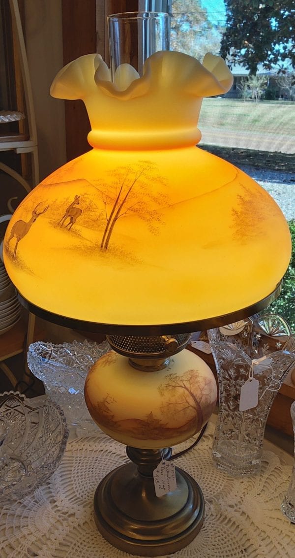 Fenton Bermese Lamp - Image 2