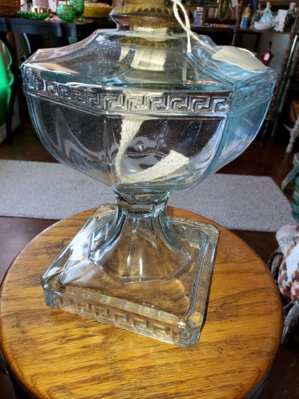 1908 Oil Lamp - Image 2