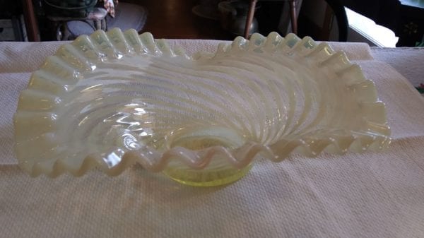 Opalescent Spiral Optic Bowl - Image 2