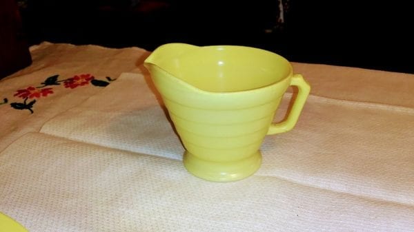 Moderntone Platonite Yellow Creamer