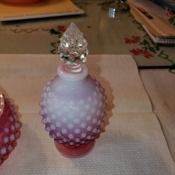 Fenton Opalescent Hobnail Dresser Set - Image 4