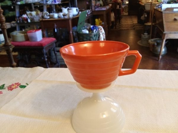 Hazel Atlas Moderntone Rust/Red Cup - Image 3