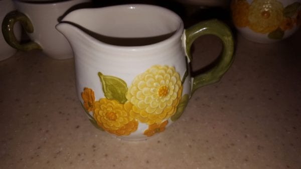 Metlox Poppytrail Zennia Creamer