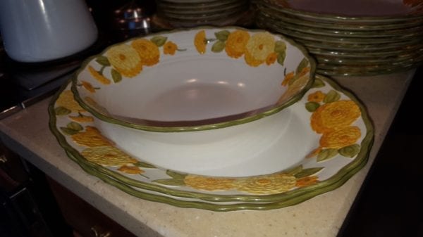 Metlox Poppytrail Zennia Large Platter - Image 4