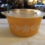 Pyrex Butterfly Gold 1qt Covered Bowl