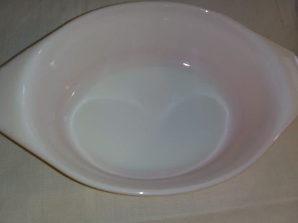 Pyrex Gold 1 1/2qt. Bowl and Lib - Image 3