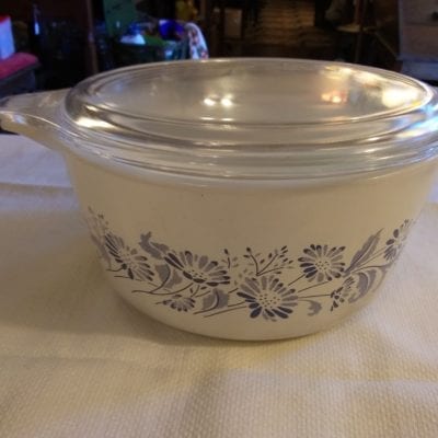 Pyrex 1 1/2qt Blue/White Bowl and Lid