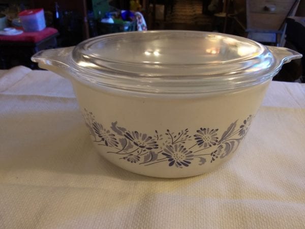 Pyrex 1 1/2qt Blue/White Bowl and Lid