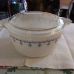 Pyrex "Snowflake" 1 1/2qt Bowl and Lid