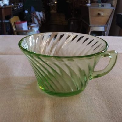 Green Depression Spiral Cup