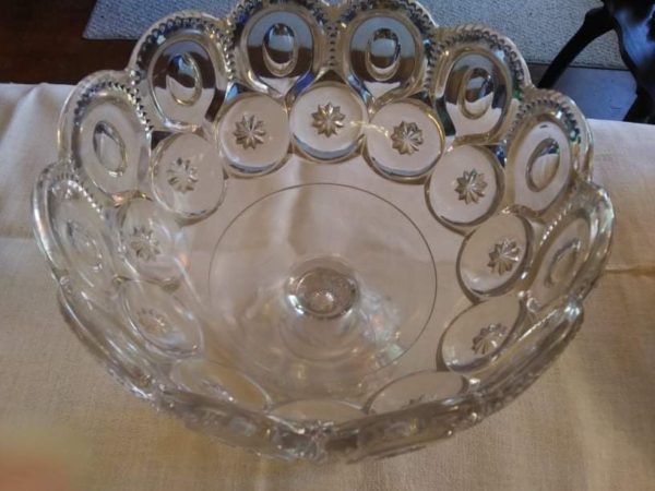 Moon and Stars Pedestal Fruit Bowl - Image 3