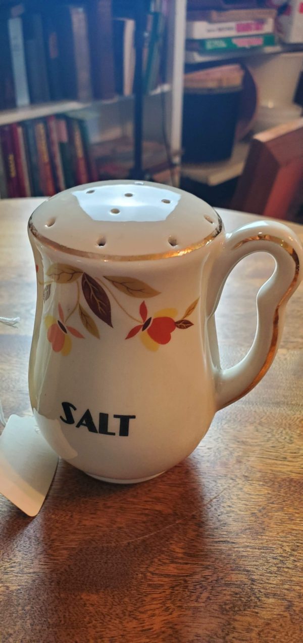 Autumn Leaf Salt and Pepper Shakers - Image 4