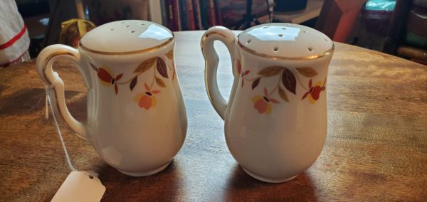 Autumn Leaf Salt and Pepper Shakers - Image 6