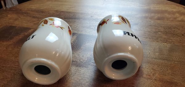 Autumn Leaf Salt and Pepper Shakers - Image 4