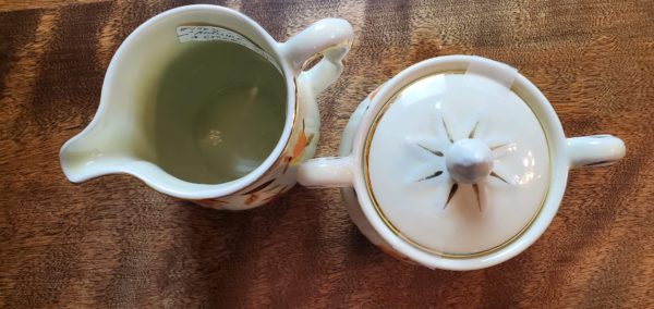 Autumn Leaf Sugar and Creamer Set - Image 3