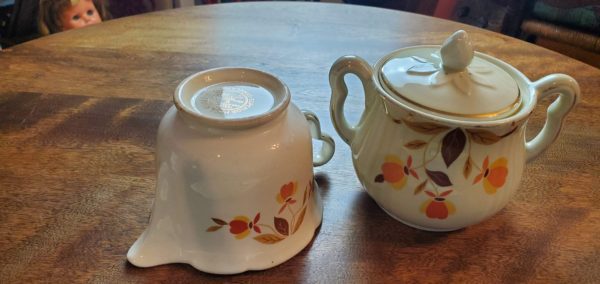 Autumn Leaf Sugar and Creamer Set - Image 7
