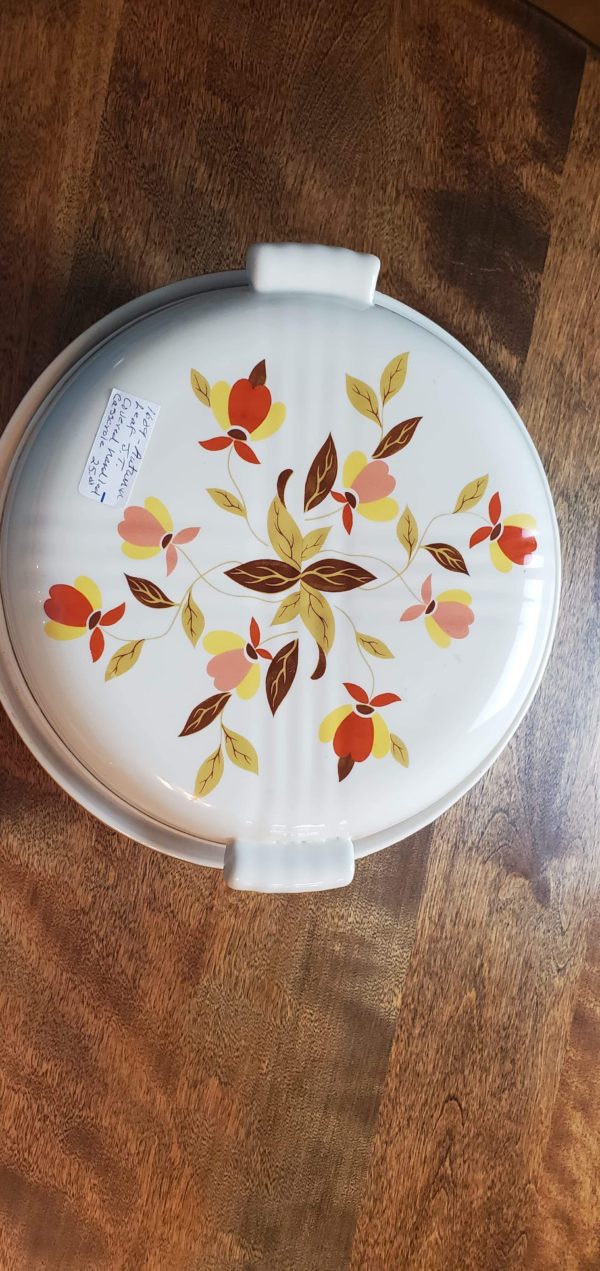 Autumn Leaf Casserole Bowl w/ Lid - Image 3