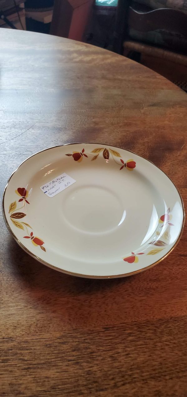 Autumn Leaf Saucer - Image 2