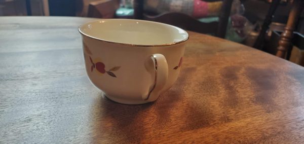 Autumn Leaf Tea Cup - Image 3