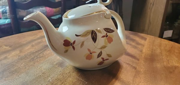 Autumn Leaf Hook Tea Pot w/ Lid
