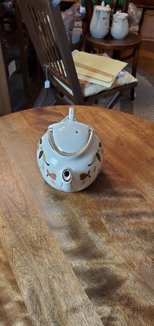 Autumn Leaf Hook Tea Pot w/ Lid - Image 6