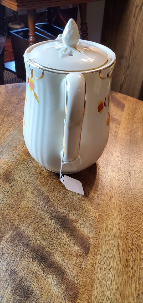 Autumn Leaf Tea Pitcher w/ Lid - Image 3