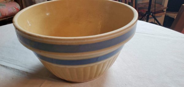 Bowl w/ Blue and White Bands