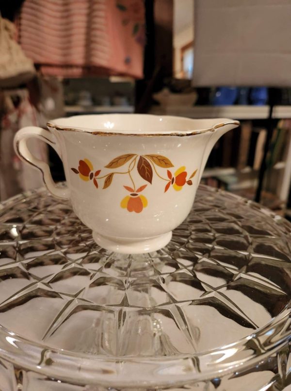 Autumn Leaf Creamer - Image 2