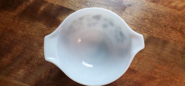 Pyrex "Gooseberry" Bowl - Image 3