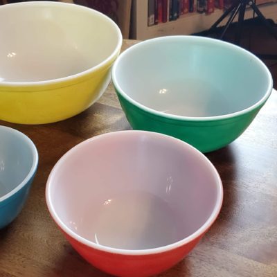 Pyrex 4 Piece Mixing Bowls