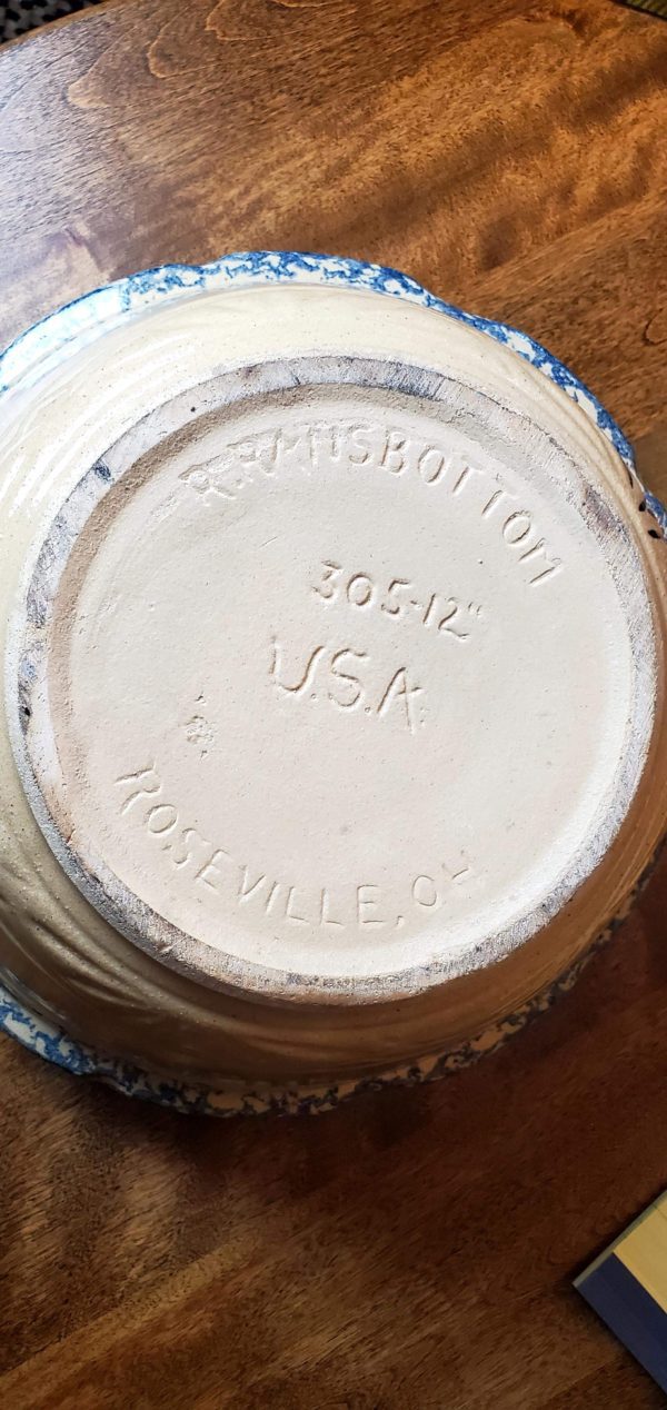 Roseville Ramsbottom Sponge Ware Bowl - Image 5