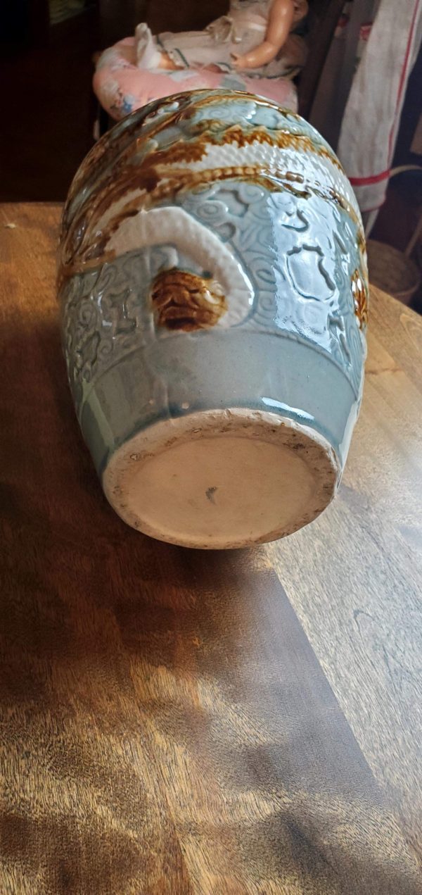 Majolica Dragon Vase - Image 5