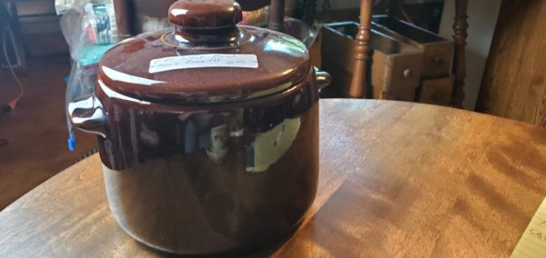 Westbend Brown Bean Pot w/ Handles - Image 8