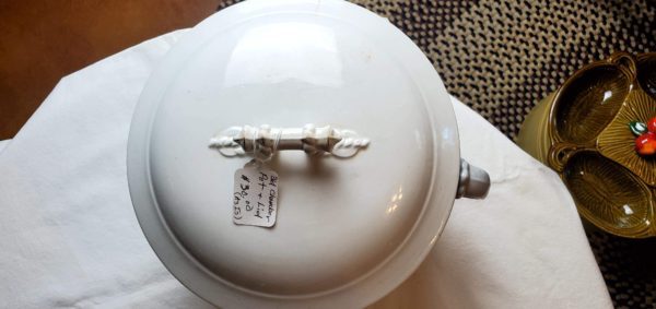 Old Chamber Pot w/ Lid - Image 2
