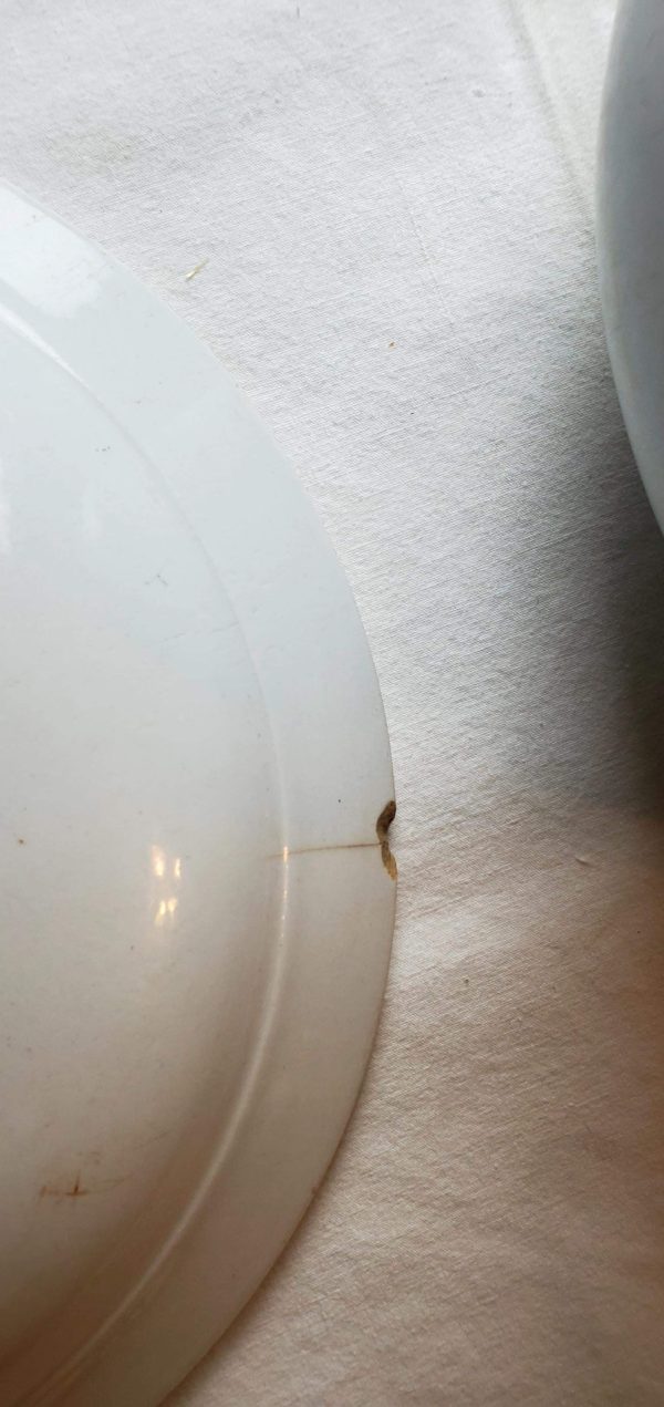 Old Chamber Pot w/ Lid - Image 5