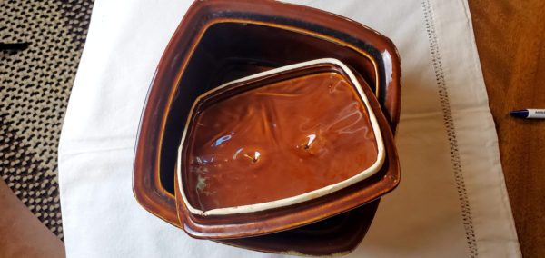 Roseville Brown Drip Design Casserole Bowl - Image 6