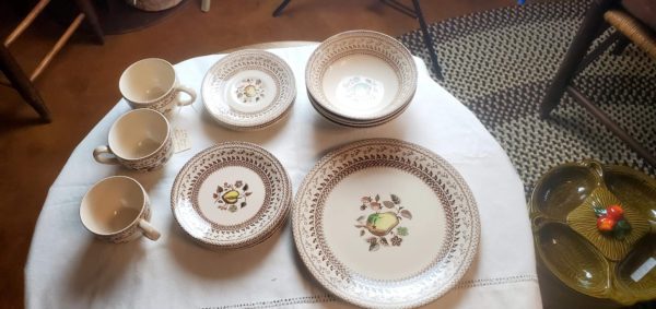 Fruit Sampler Set of 18