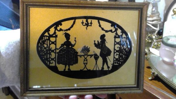 Colonial Couple Silhouette Picture