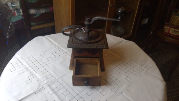 Coffee Grinder - Image 3