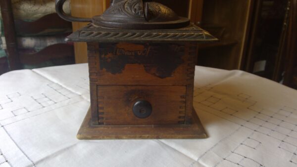 Coffee Grinder - Image 4