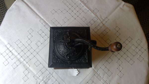 Coffee Grinder - Image 3